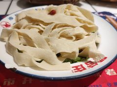 -喜悦小串丹东小黄牛海鲜烧烤大排档(民主广场店)