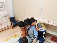 -蒙蒙狮蒙台梭利儿童之家