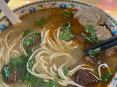 -金杨拉面王小吃面馆·牛三宝面·红烧牛肉粉