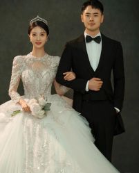 -喜爱高定婚纱摄影