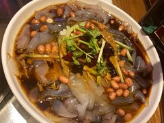-玺炖·中国铁锅炖(虹桥天街店)