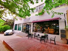 门面-啊噗吐呦现场烘焙(麦凯乐店)