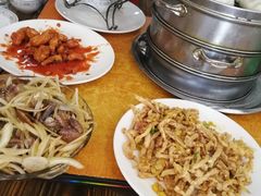 -小叶大馅饺子城