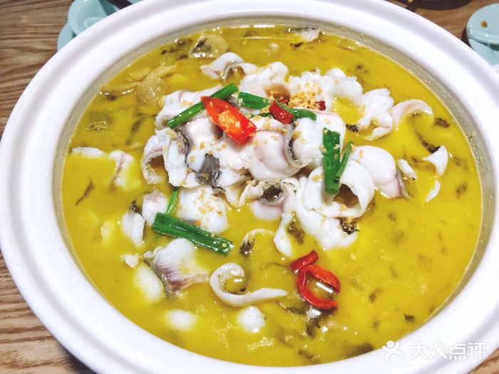 十三椒老坛酸菜鱼(铁建店)经典老坛酸菜图片