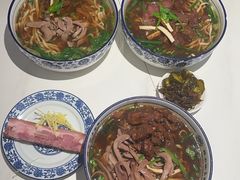 -镇南锅盖面馆(解放路店)