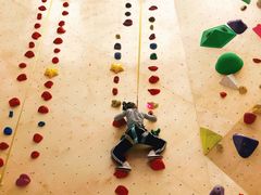 -ROCKPLUS攀岩馆(环宇城店)
