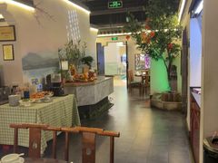 -卢大鲜鱼头捞饭(美利广场店)