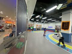 -米高蓝斯克国际轮滑中心(中铁建店)