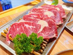 -汉城烤肉·黑金冠(华山路店)