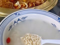 -牛一嘴·兰州牛肉面·大盘鸡(财富中心店)