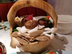 -捞神煲汤火锅(湖滨商业街店)