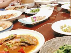 -桃源青花时尚餐厅(金钟广场店)