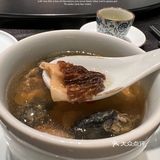 鱼子酱片皮鸭🦆最高规格的烤鸭