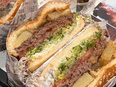 -The Habit Burger Grill 哈比特汉堡(世博店)
