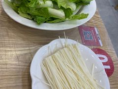 -江城燕子大排档(江汉路步行街店)