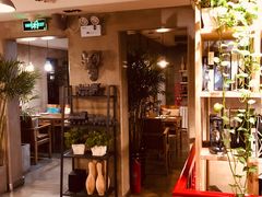 -HIGH FIVE哈福手工汉堡(桂林路店)