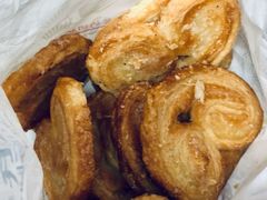 小蝴蝶酥-上海哈尔滨食品厂(淮海中路店)