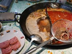 -鸿姐老火锅(疁城新天地店)