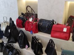 -六六奢品·vintage中古·回收二手奢侈品包包手表首饰(环球港店)