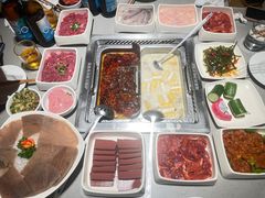 -海底捞火锅(海宁路店)