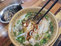 -正宗李家土鸡米线店