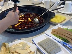 -蛙鱼潭美蛙鱼头火锅(解放碑瑞富广场店)