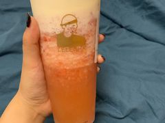 草莓桃子厚酸酪-LELECHA乐乐茶(新街口大洋店)