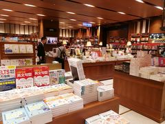 -诚品(信义店)