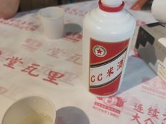 -堂瓦里·33年传统赣菜(第一街区店)