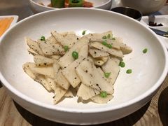 松露酱炒笋尖-小大董·烤鸭(凤凰汇店)