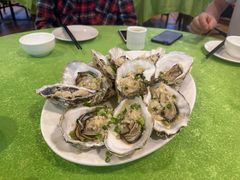 蒜蓉蒸乳山生蚝-盛港湾海鲜食府(黄沙店)