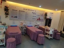 -斑小将品牌体验店