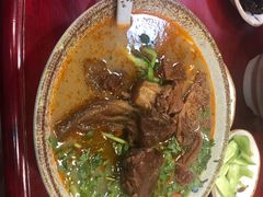 -金杨拉面王小吃面馆·牛三宝面·红烧牛肉粉