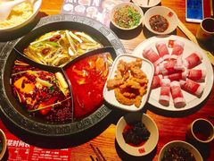奔驰锅-大话三城重庆火锅(万科天誉店)