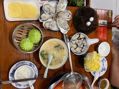 -老何家后安粉·糟粕醋海鲜火锅(三亚湾椰梦长廊店)