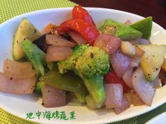 -香格里拉鱼跃地中海西餐厅·牛排披萨