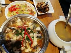 -隔壁老王·家常云南菜(花巷店)