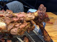 -小雷家烤羊腿(烨宏广场店)
