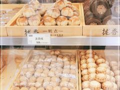 -拢香糕点(万达店)