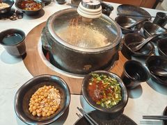 -芸山季·云南山珍菌火锅(人民广场来福士店)