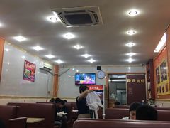 大堂-段氏龙虾·烧烤·烤鱼(东书房路店)