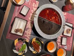 -牛YO寿喜烧·铁板烧和牛火锅自助(市府恒隆店)