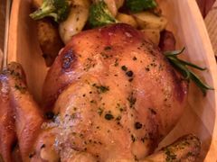 招牌脆皮田园烤鸡配香草土豆-HIB HUB公社(解放西路店)