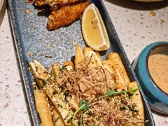 琥珀酱烤鸡翅拼和风海苔薯条-BE BRIGHT KITCHEN(正佳广场店)