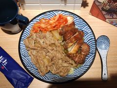 鸡排牛肉双拼饭-饥饿先生