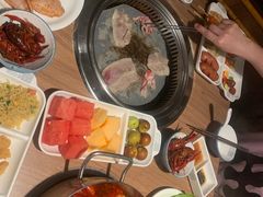 -千滋百味自助烤肉火锅(东门町店)