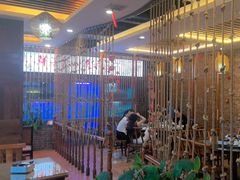 -老唐三下锅 ·张家界地标美食(溪布街店)