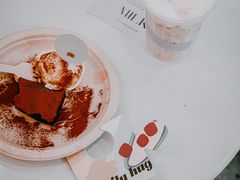 -HUGS coffee(东区店)