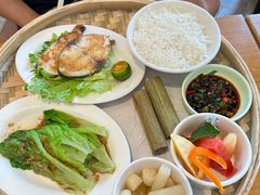 -亚龙湾希尔顿自助餐厅·海鲜·烧烤·沙滩BBQ·现场乐队