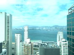 -香港华美达海景酒店
